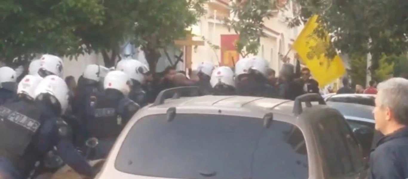 Σε στενό κλοιό η χώρα: 5.000 αστυνομικοί επιτηρούν τους ναούς - Φόβοι για εντάσεις στις εκκλησίες